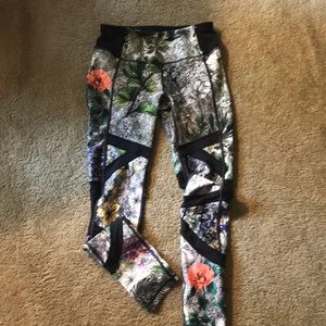 Cali a Limited edition leggings. New without tags